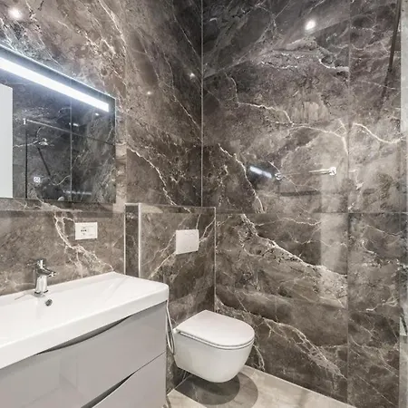 Top Villas Durres リゾート ドゥラス