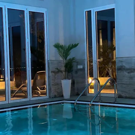 Top Villas Durres * ドゥラス