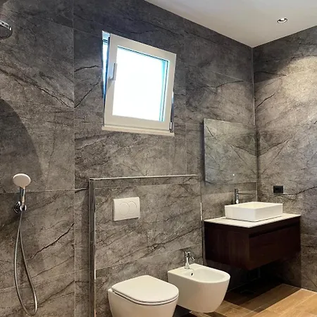 Курортный комплекс Top Villas Durres *