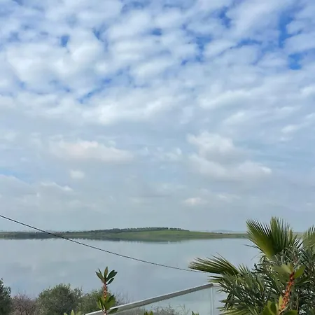 אתר נופש Top Villas Durres *