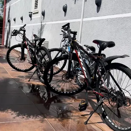 Курортный комплекс Top Villas Durres Дуррес