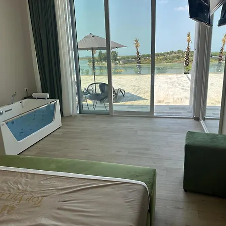 Resort Top Villas Durres *