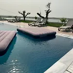 luxury villa swimming pool Gjiri Lalzit