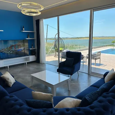 Top Villas Durres אתר נופש