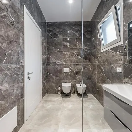 Top Villas Durres * Durrës