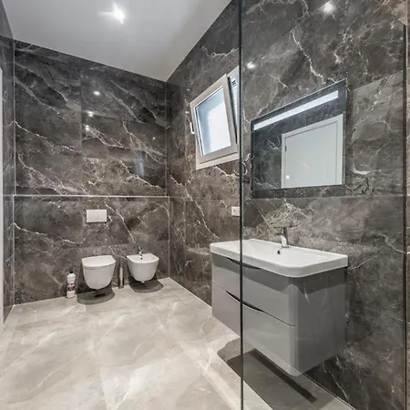 Top Villas Durres * Durres