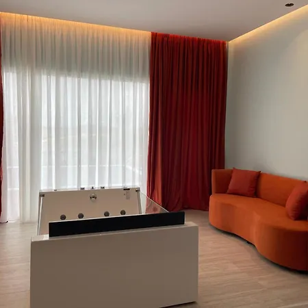 Top Villas Durres *