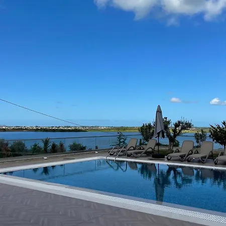 Top Villas Durres *