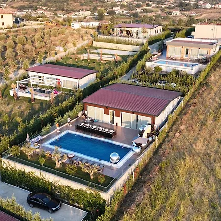 Top Villas Durres * Durrës