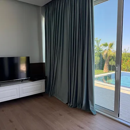 Top Villas Durres * Durrës