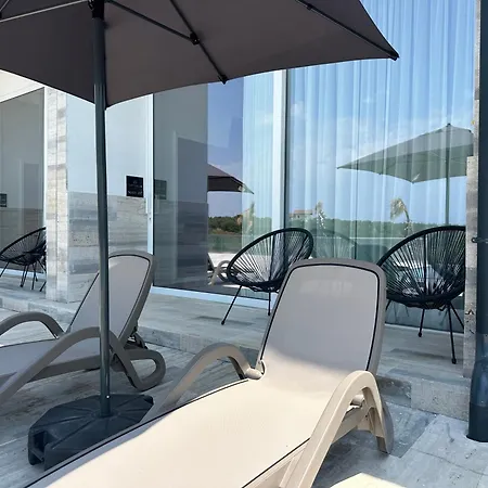 Luxury Swimming Pool Gjiri Lalzit Resort *