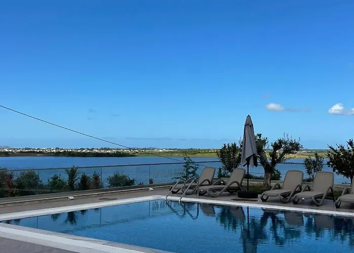 Top Villas Durres *